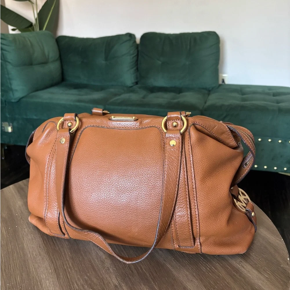 Michael Kors Timeless Brown Leather Satchel - Picture 4 of 16